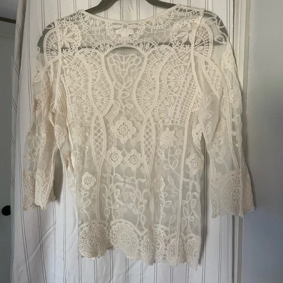 Off white lace top. Brand-Xhilaration. Cute. Size small. Excellent condition. - Picture 2 of 4